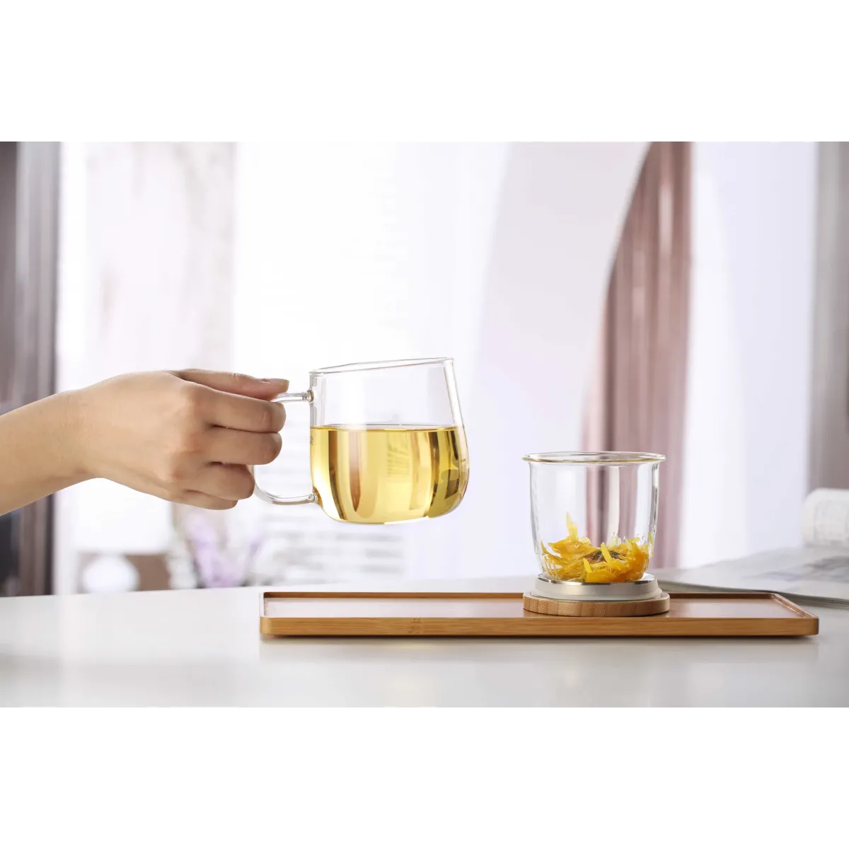 Szklanka SAMADOYO z zaparzaczem DOMILY