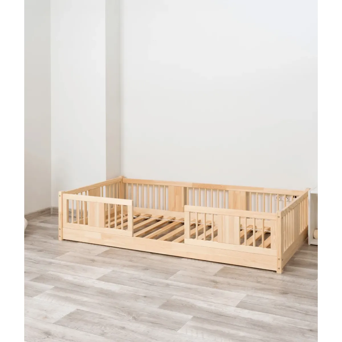 Łóżko drewniane pojedyncze LUNA 0 MEBLE WRÓBEL