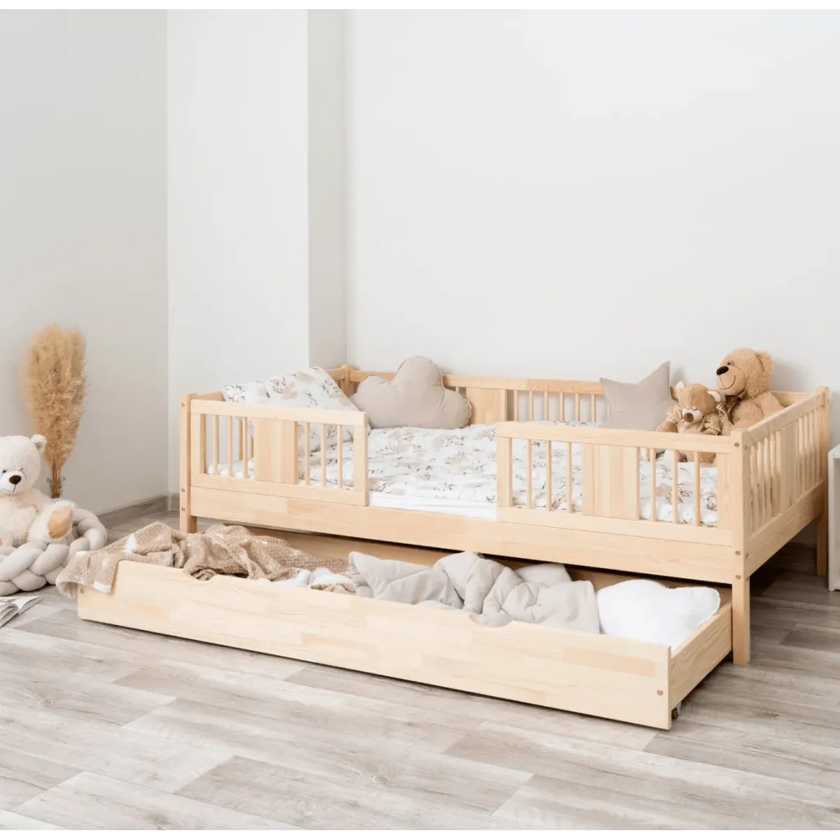 Łóżko drewniane pojedyncze LUNA 20 z szufladą MEBLE WRÓBEL