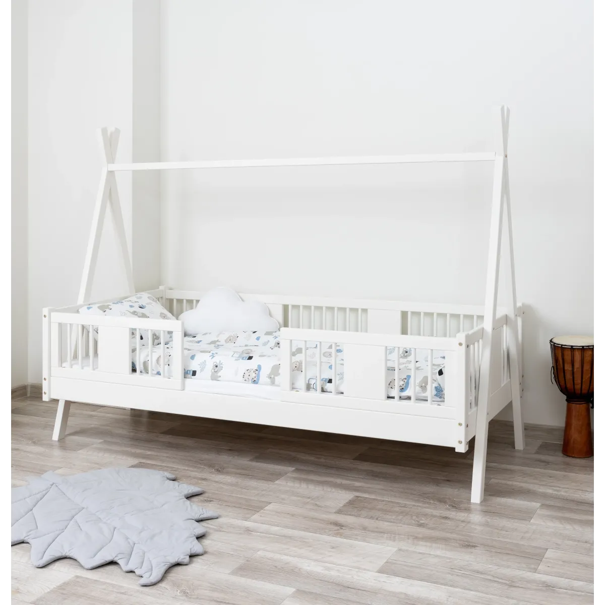 Łóżko drewniane pojedyncze LUNA TIPI biały MEBLE WRÓBEL