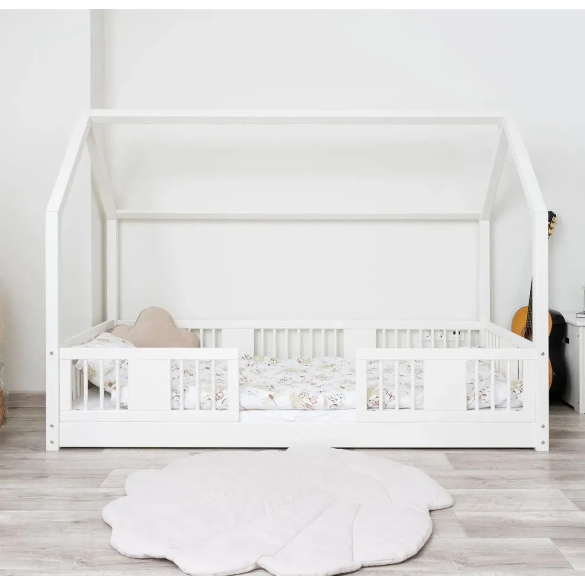 Łóżko drewniane pojedyncze LUNA DOMEK LONG biały MEBLE WRÓBEL