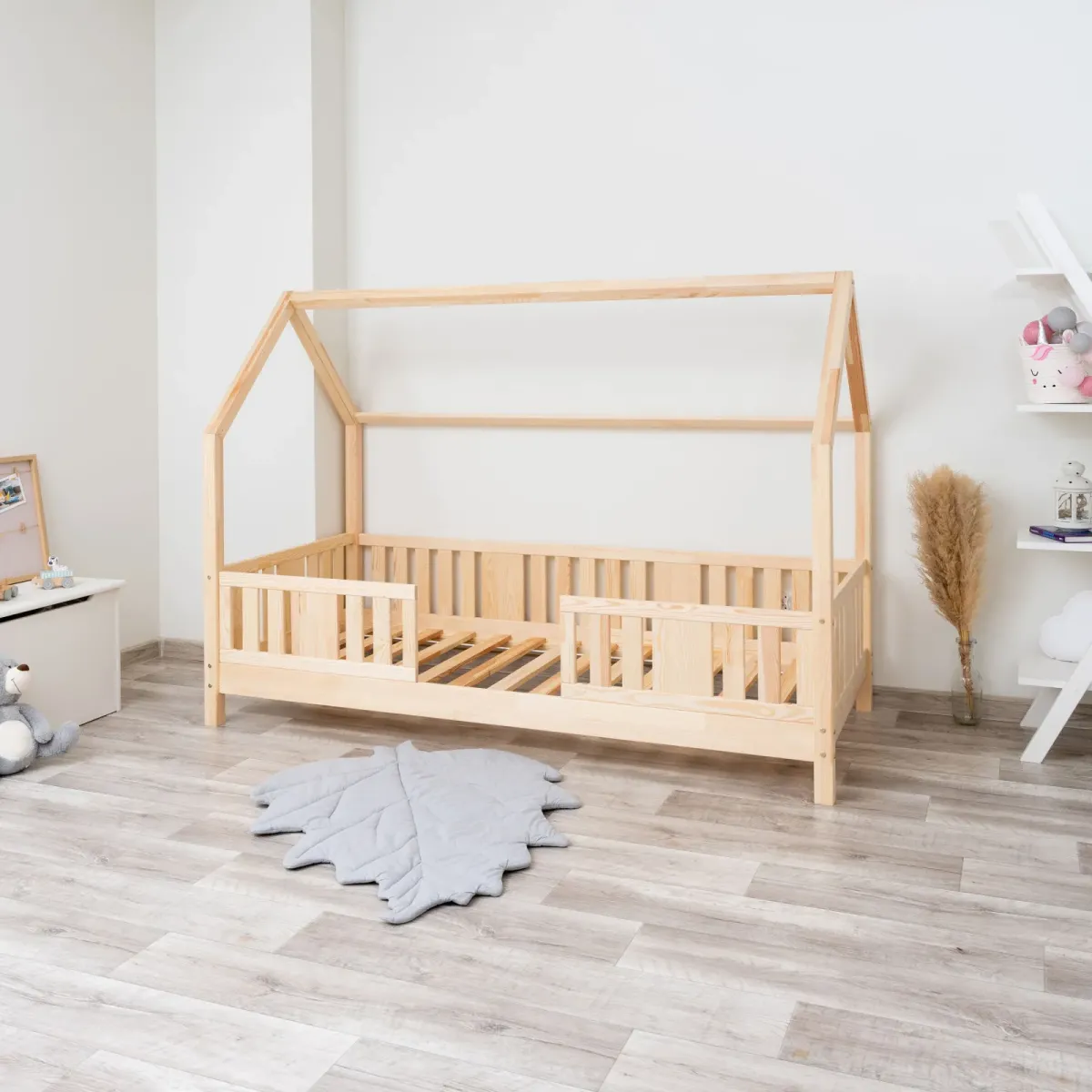 Łóżko drewniane pojedyncze NIKO DOMEK LONG sosna 10 MEBLE WRÓBEL