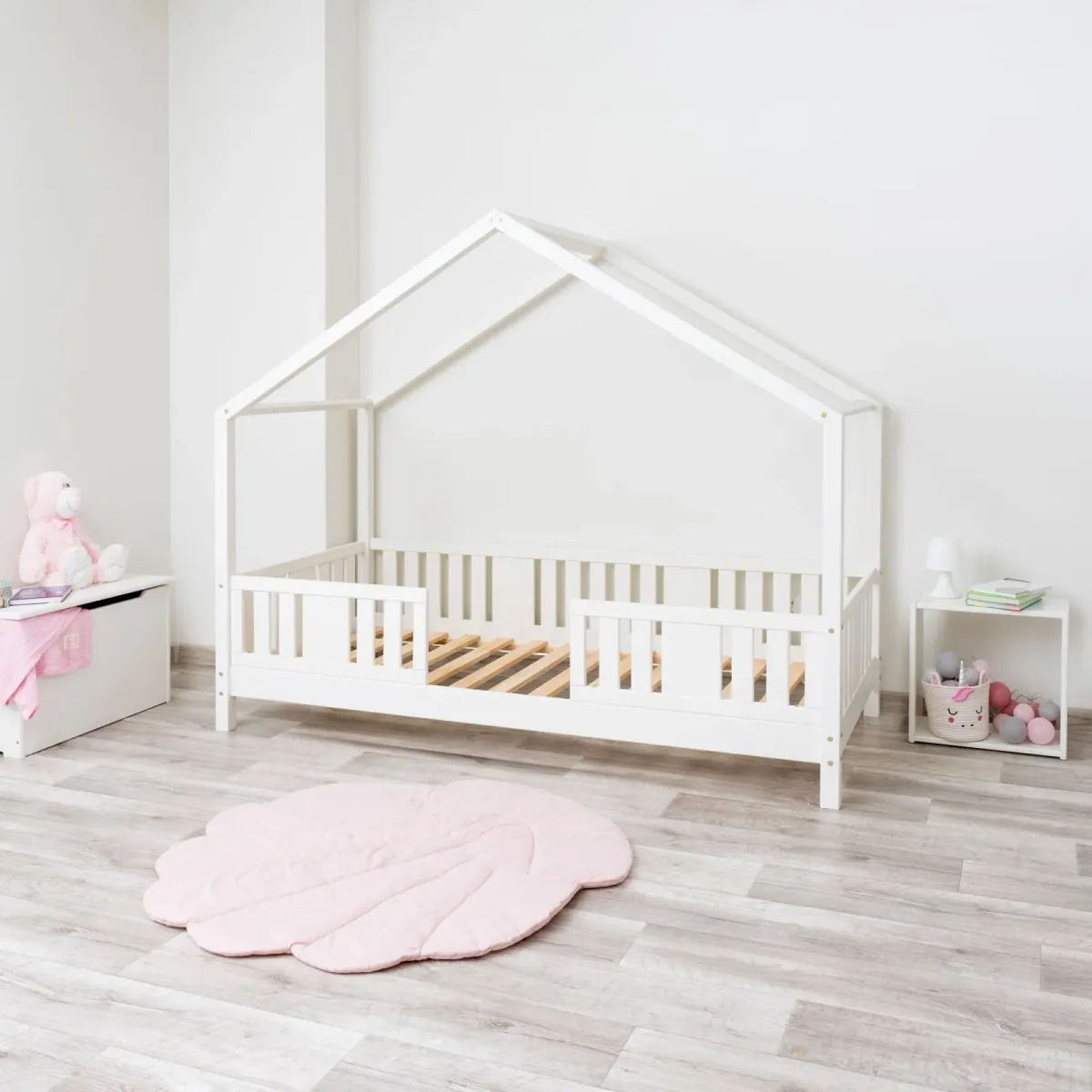 Łóżko drewniane pojedyncze NIKO DOMEK SHORT biały 10 MEBLE WRÓBEL