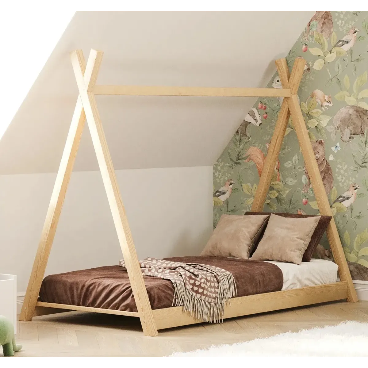 Łóżko pojedyncze drewniane TIPI sosna MEBLE WRÓBEL